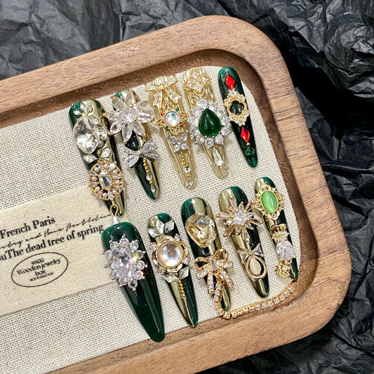 A4-Emerald Empress Luxury Handmade Press On Nails | Vintage Baroque Art