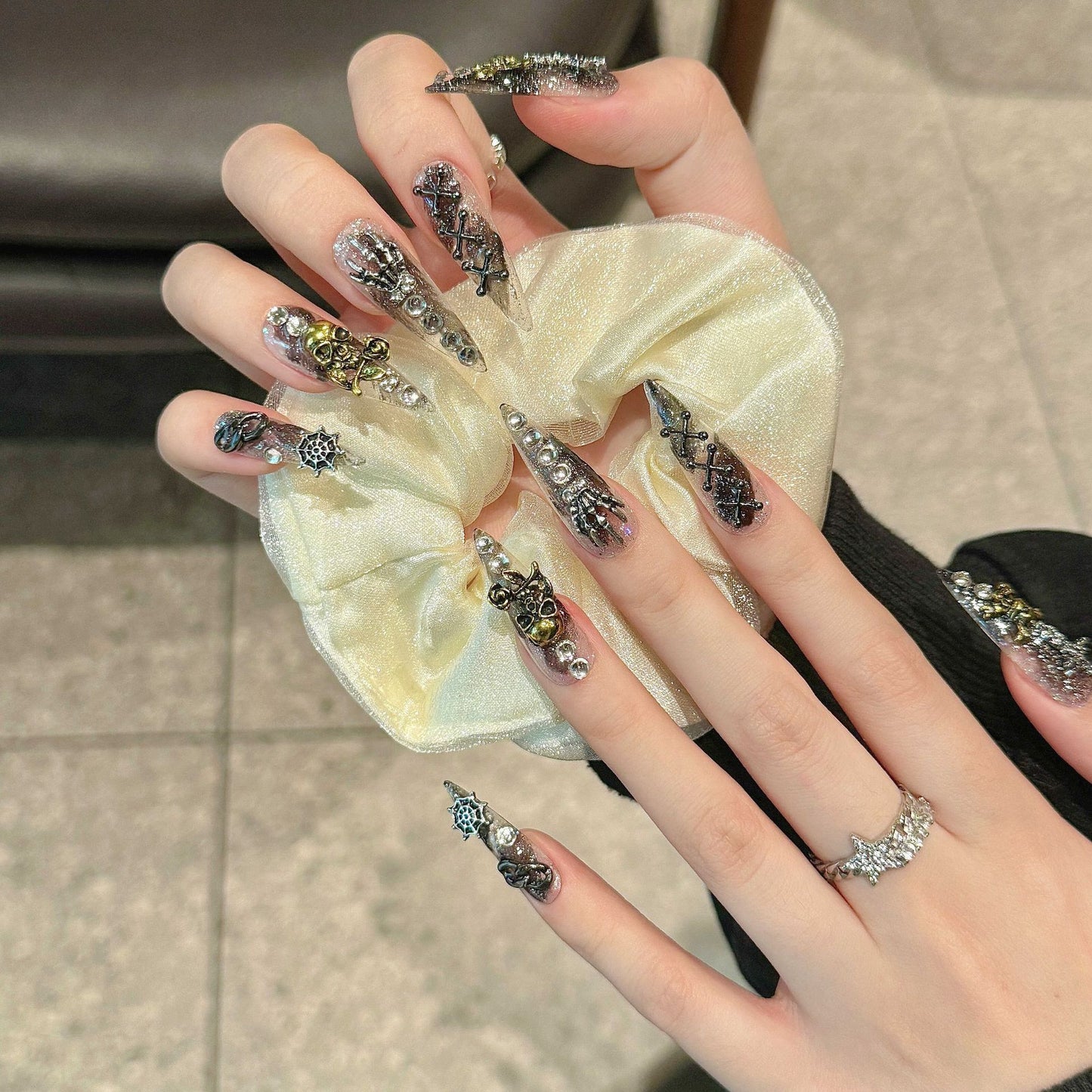 202-Gothic Skull Stiletto Press On Nails | Black Grey Ombre Punk Y2K Statement Set